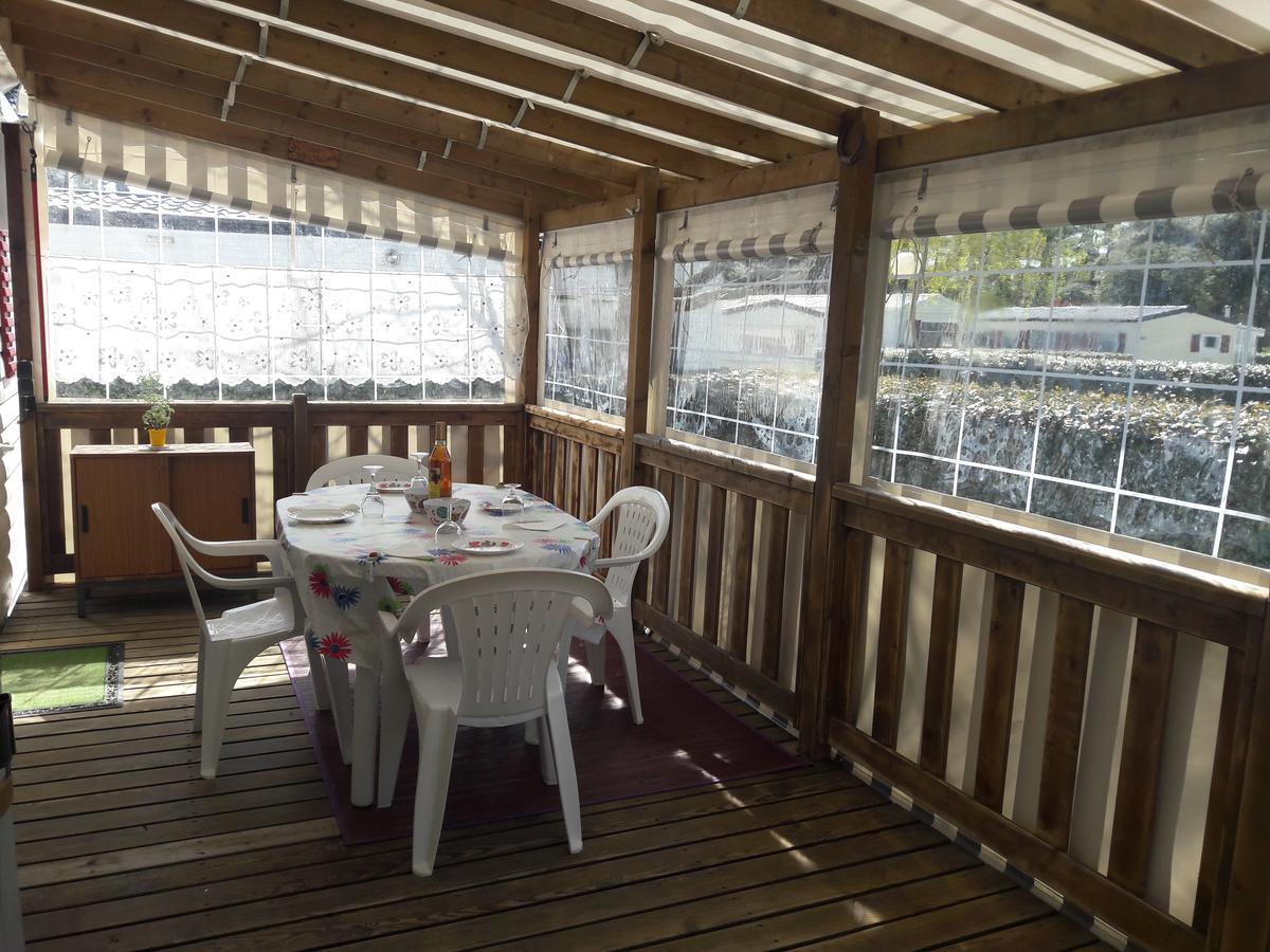 La Pignade Hotell Ronce-les-Bains Exteriör bild